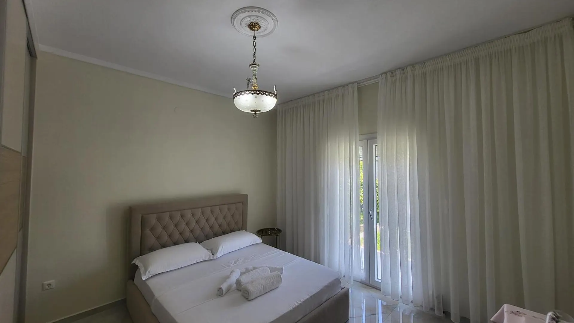 Villa Ndoni Berat 0*,